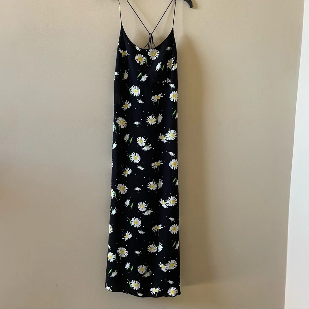 ASOS Black & White Daisy Floral Maxi Dress Size 6 - Picture 4 of 11